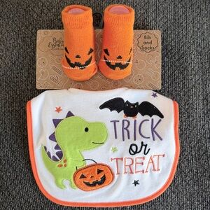 Baby Essentials Orange and White Halloween Bib and Socks Set